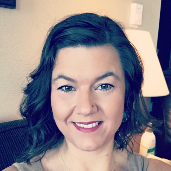 Wendy - Picture 3 of 5